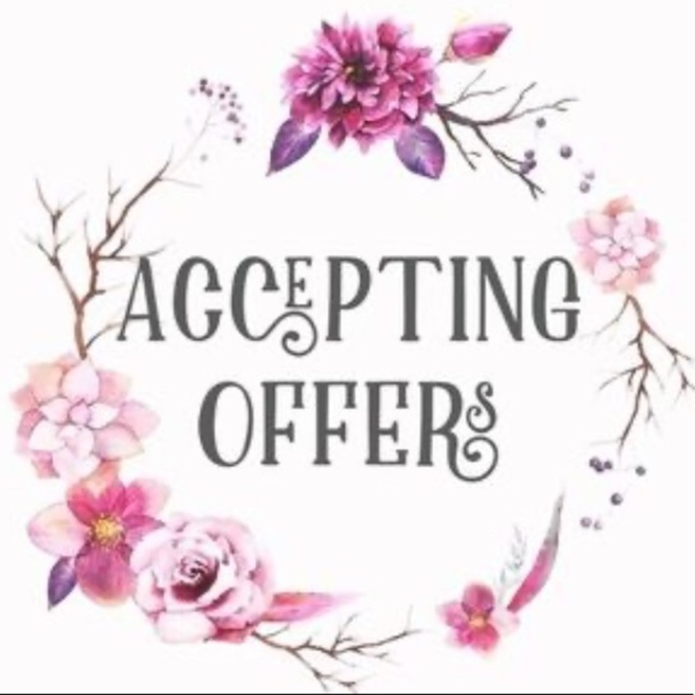 🌸🍃 Reasonable offers welcomed!